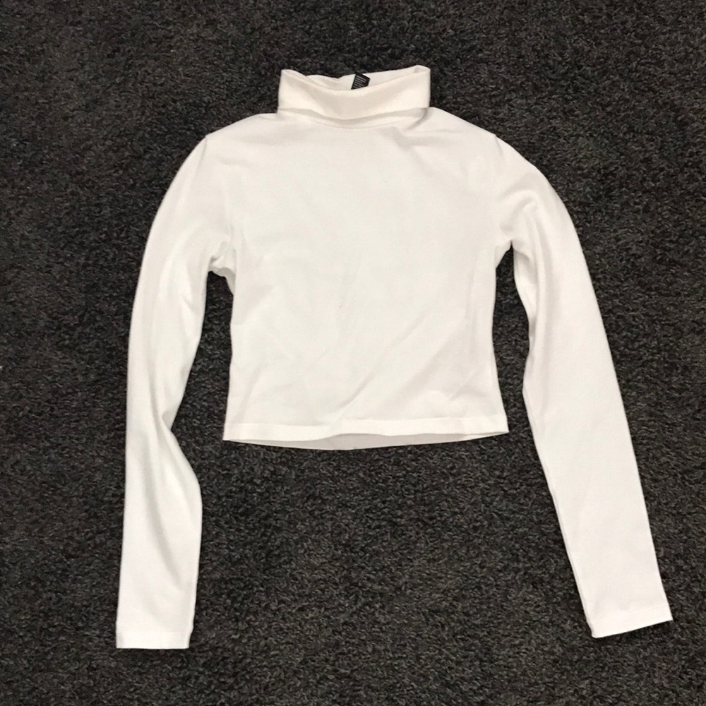 Forever 21 cropped turtle neck!